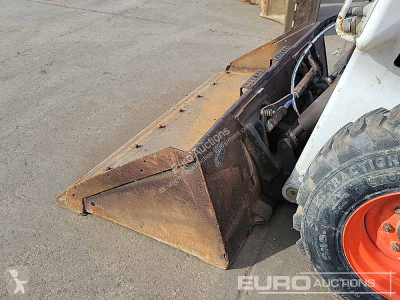 Pala cargadora Bobcat S76