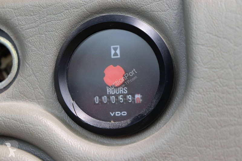 Pá carregadora Volvo L105