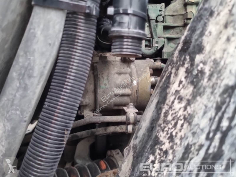 Nakladač Volvo L110H