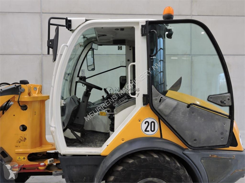 Nakladač Liebherr L508 + FORK