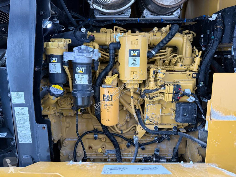 مُحمّلة Caterpillar - Automatic Greasing /...
