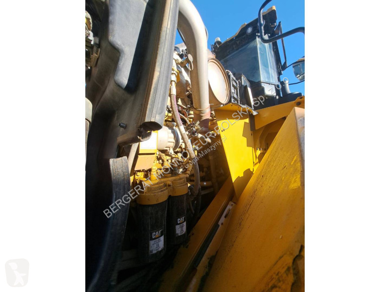 Nakladač Caterpillar 972