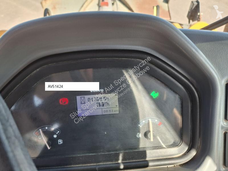 Фронтальный погрузчик Volvo