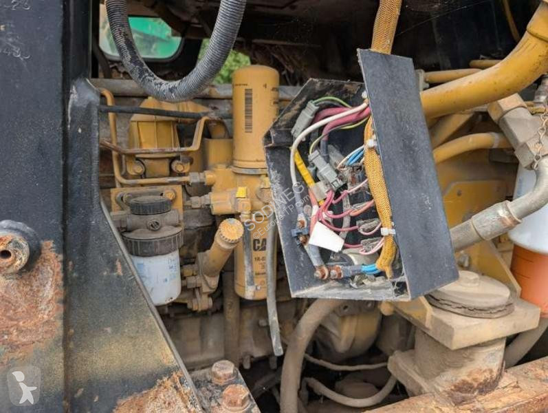 مُحمّلة Caterpillar C POUR PIECES