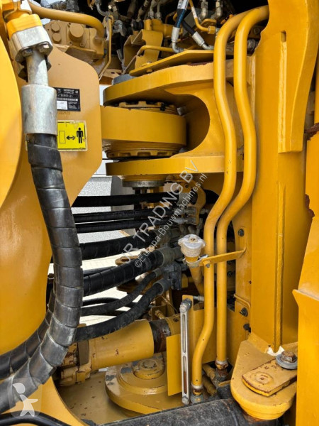 Nakladač Caterpillar 988 K (CE + EPA)