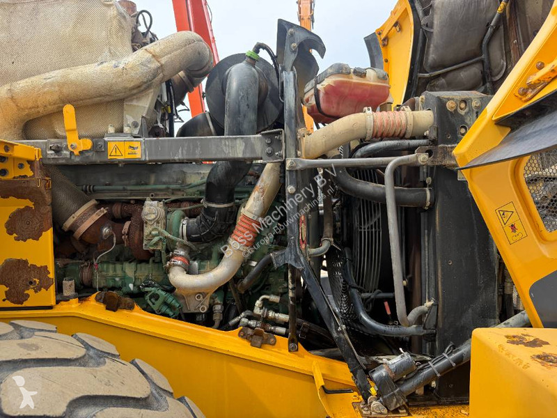 Nakladač Volvo - Automatic Greasing / Camera