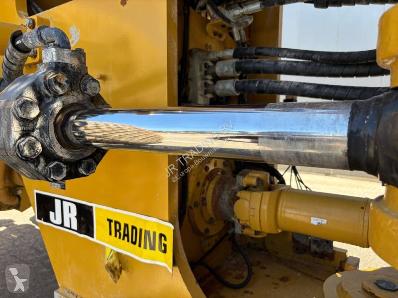 Nakladač Caterpillar (full service history...