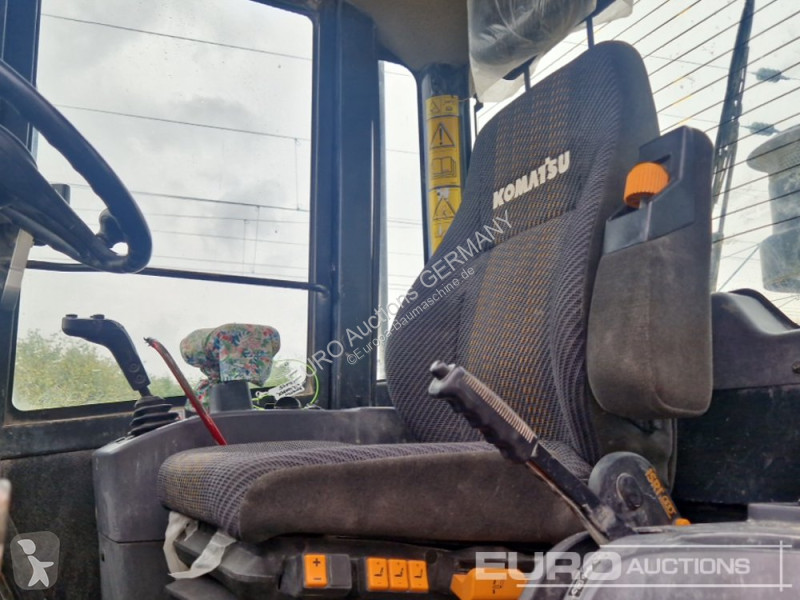 Incarcator Komatsu WA200