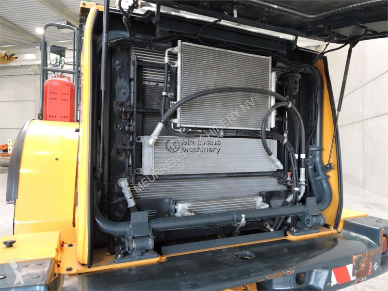 Shovel Hyundai HL955A