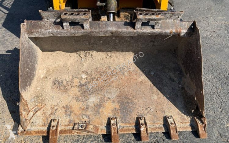 Shovel Bobcat