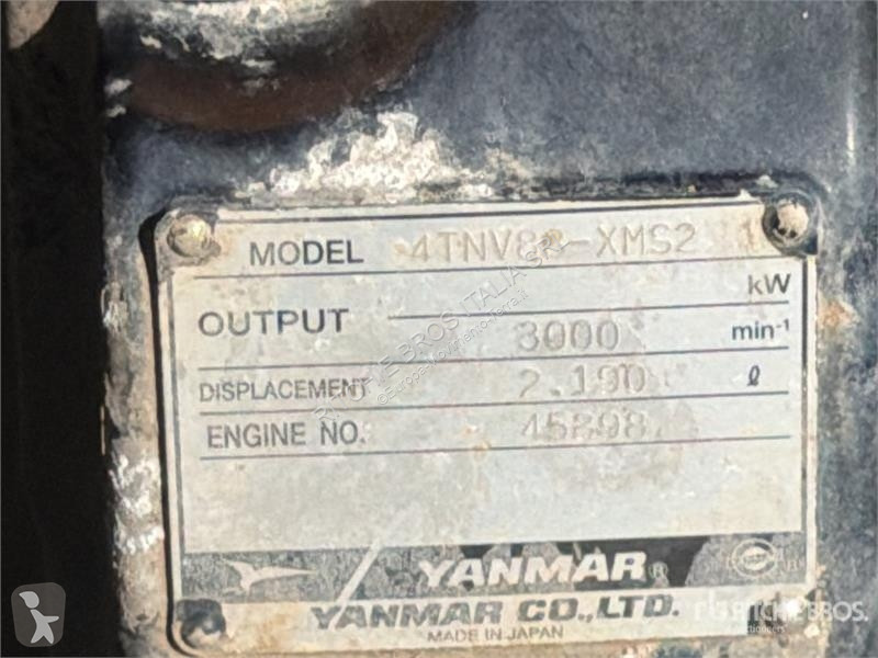 Chargeuse IHI 2041 Skid Steer Loader (Inoperable)