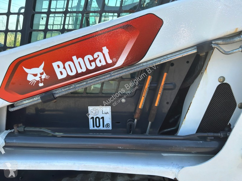 Pá carregadora Bobcat