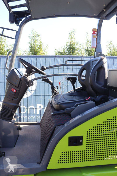 Chargeuse  MT1090