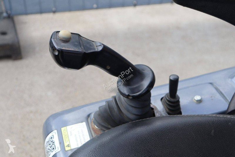Chargeuse Eurotrac W10
