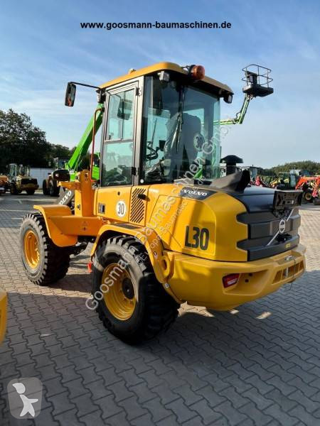 Pala Volvo L30HS - Neumaschine