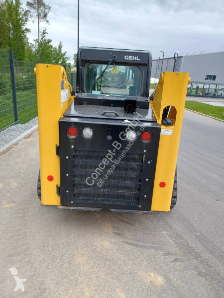 Shovel Gehl RT 165