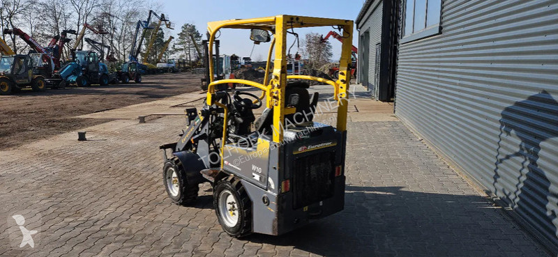 Shovel Eurotrac W10
