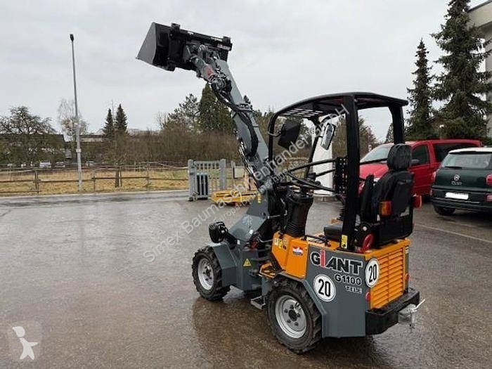 Shovel Giant G1100
