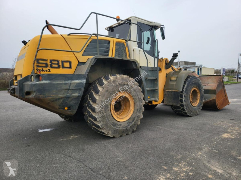 Pá carregadora Liebherr 2plus2