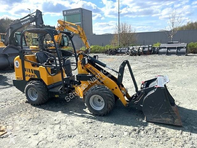 Shovel Schäffer 2428 SLT