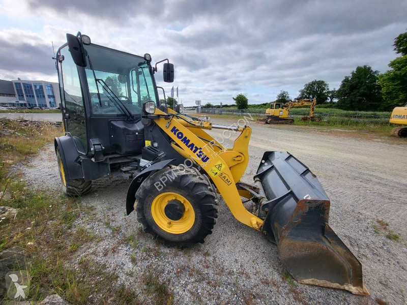 مُحمّلة Komatsu WA70M-8