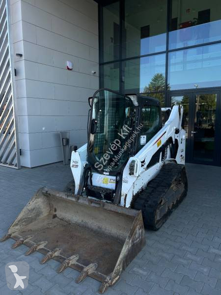 Shovel Bobcat T 590