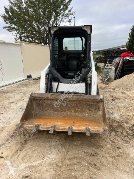 Shovel Bobcat T450