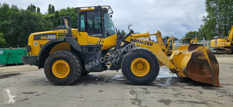 Pala Komatsu -8