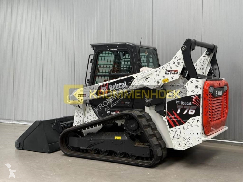 Shovel Bobcat T 76
