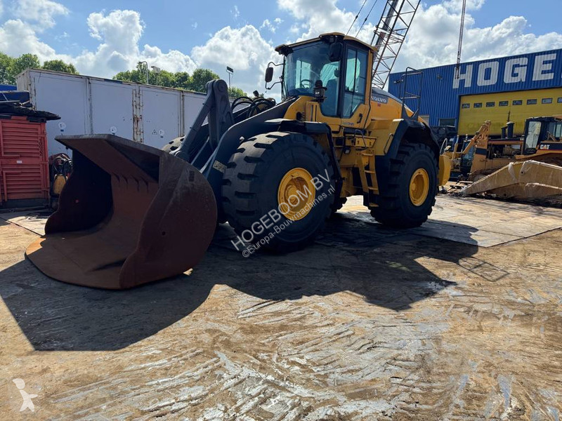 Shovel Volvo L 220 H ( WITH EW TYRES )