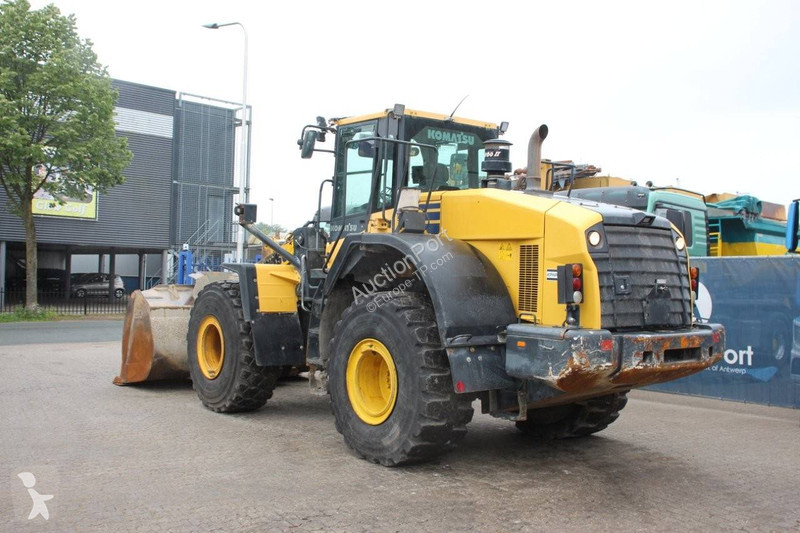 مُحمّلة Komatsu -7