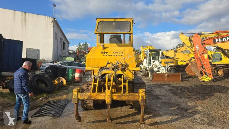 بلدوزر Komatsu