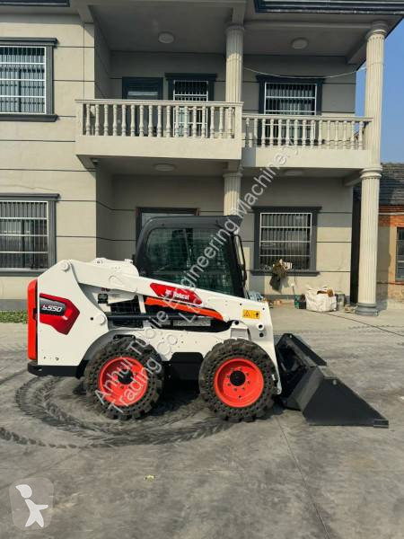 Nakladač Bobcat S550