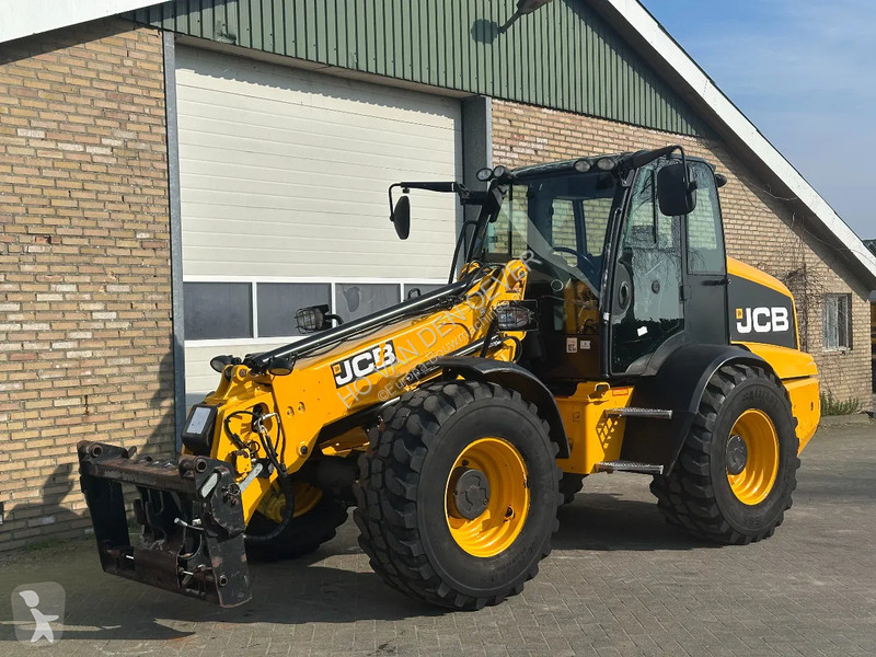 Chargeuse JCB s agri