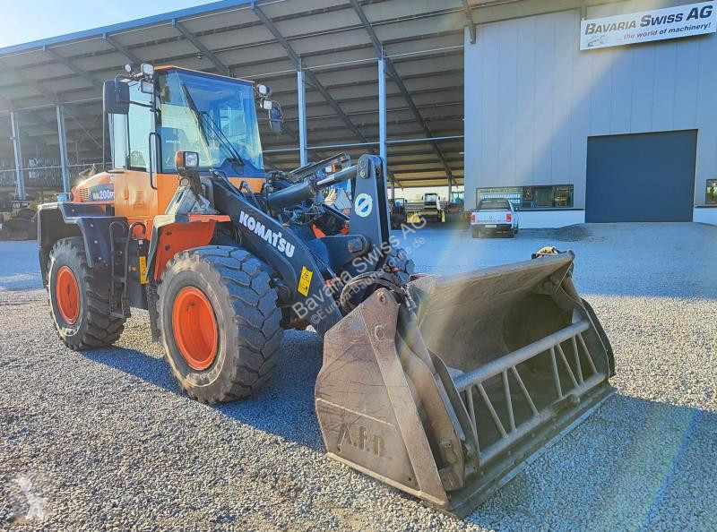 مُحمّلة Komatsu  WA200PZ