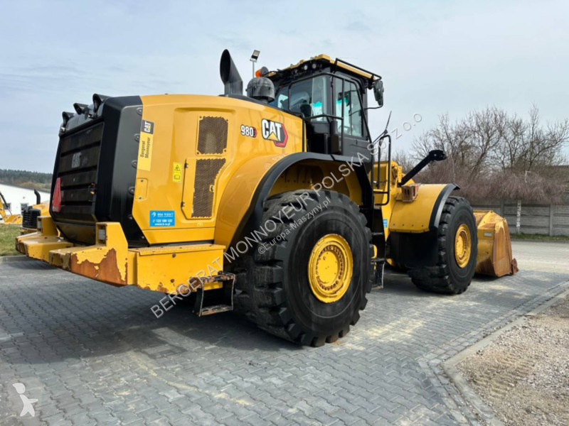 Nakladač Caterpillar 980