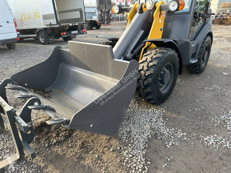 مُحمّلة Mecalac AX 700 Radlader netto 41.000 EUR