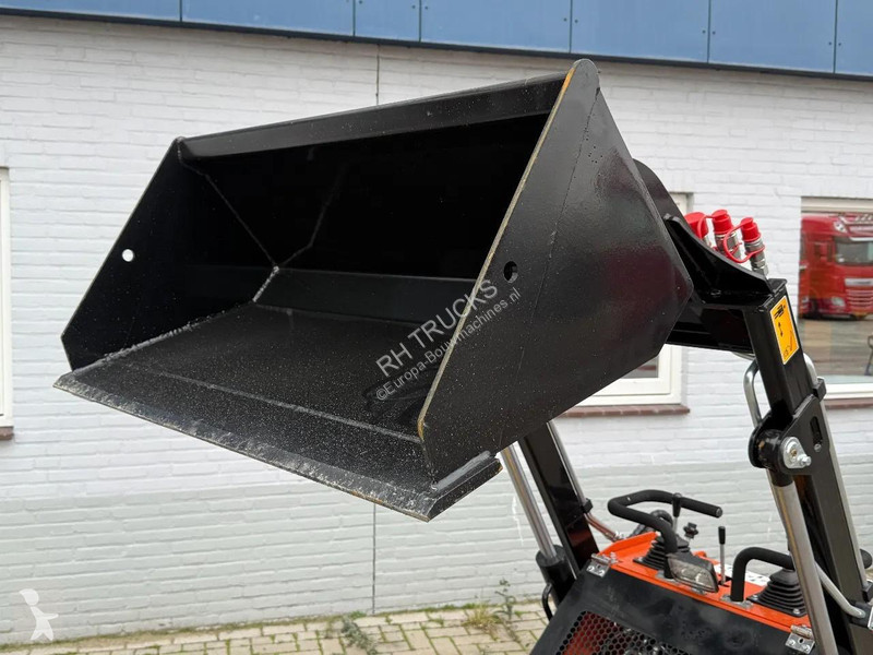 Nakladač  SL36C