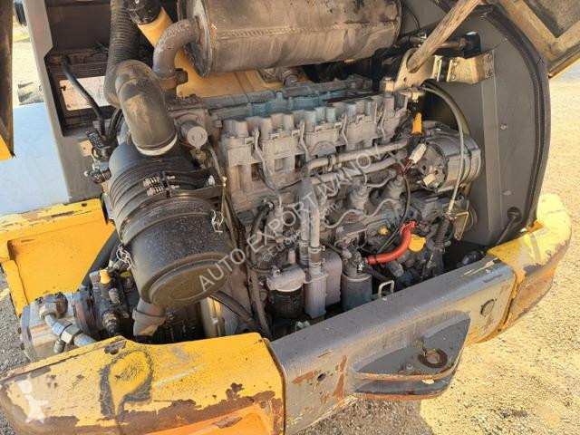 Фронтальный погрузчик Kramer  750T ALLRAD