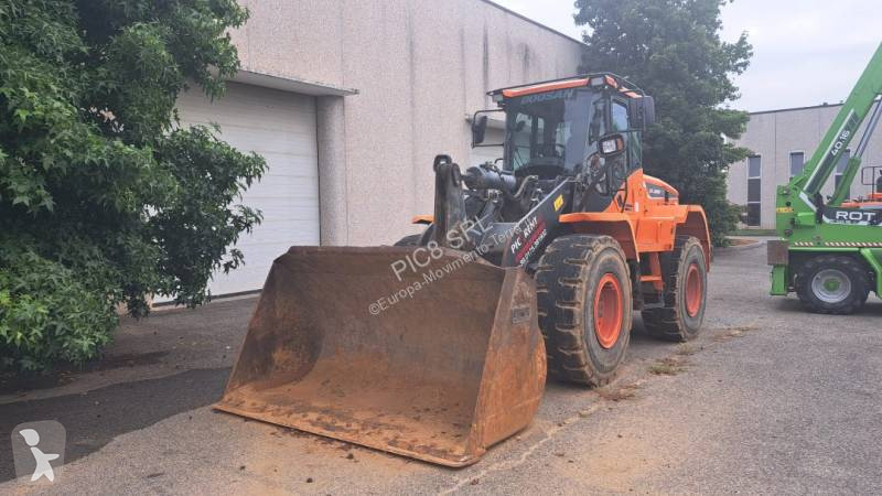 Shovel Doosan DL280-5