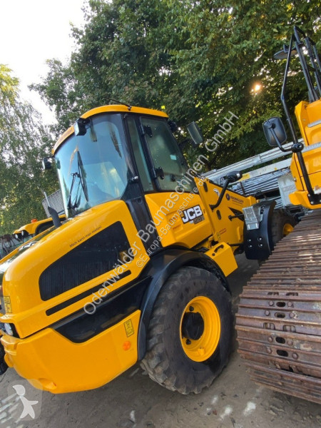 Lastare JCB