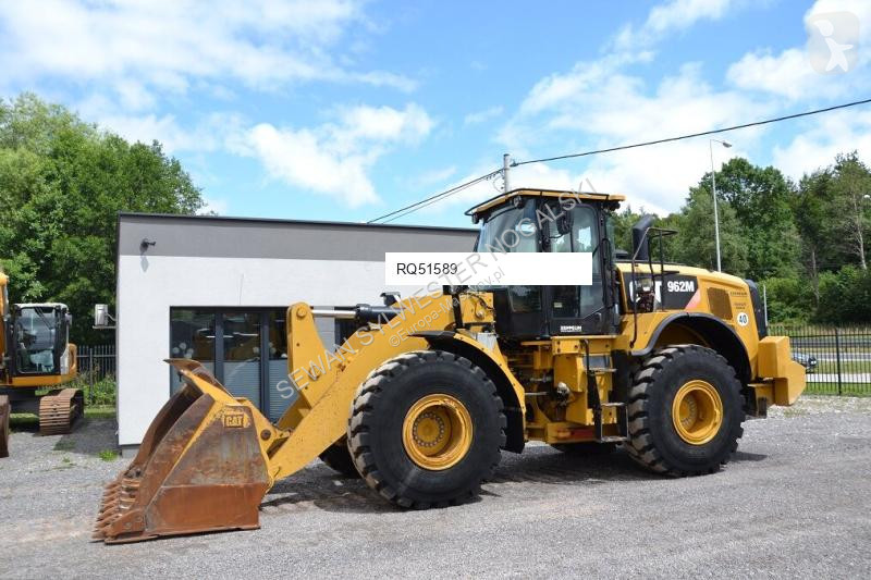 Nakladač Caterpillar 962 M