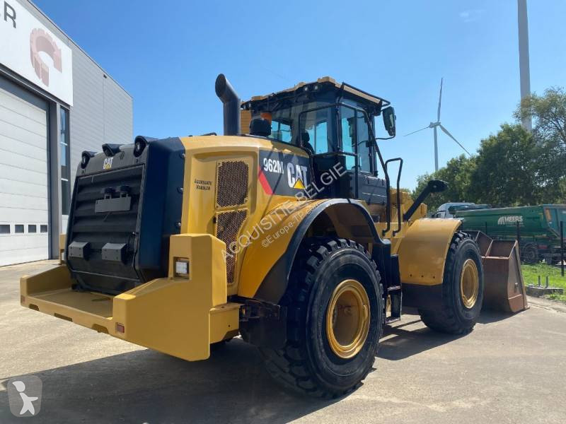 Nakladač Caterpillar 962M