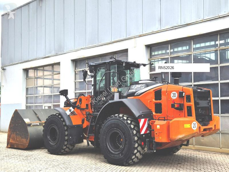 Chargeuse Hitachi 7 High Lift
