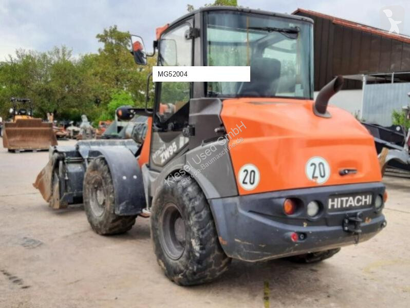 Chargeuse Hitachi 6