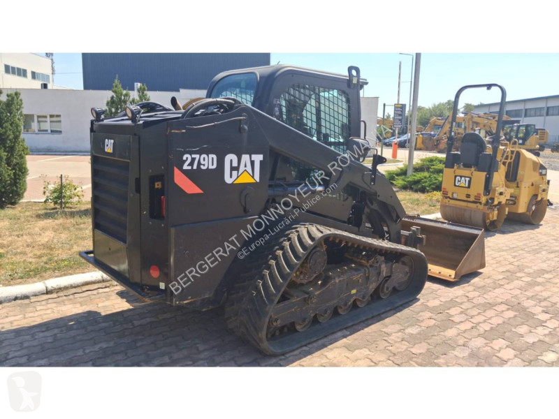 Товарач Caterpillar 279D