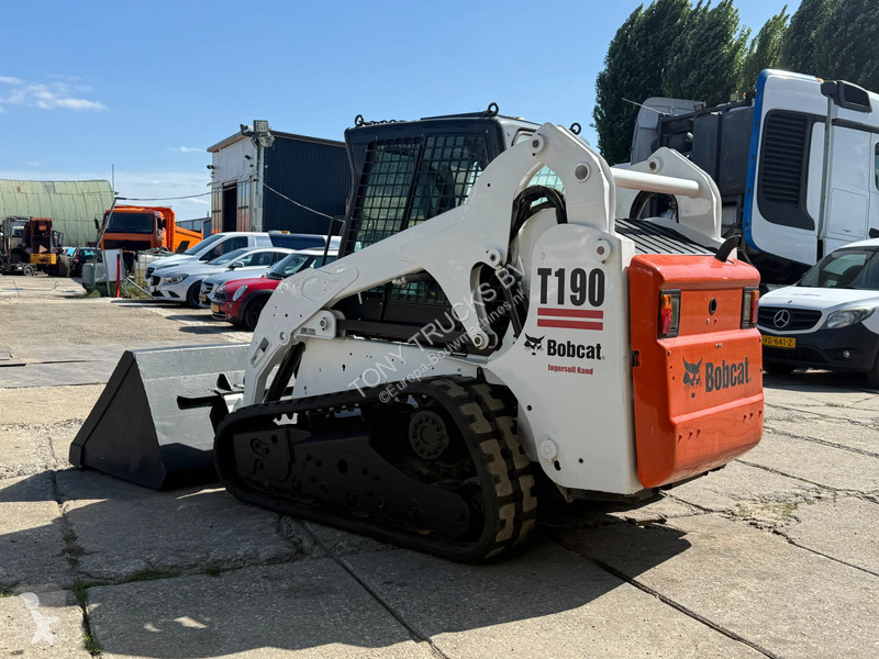 Chargeuse Bobcat SKIDSTEER Closed Cabine High...