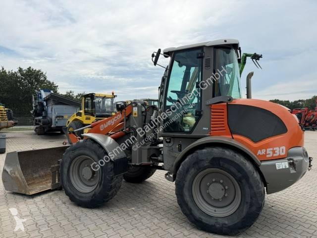 Shovel Atlas AR 530