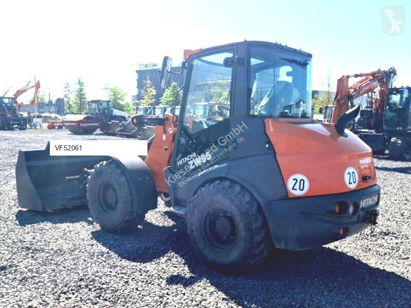 Навантажувач Hitachi 6