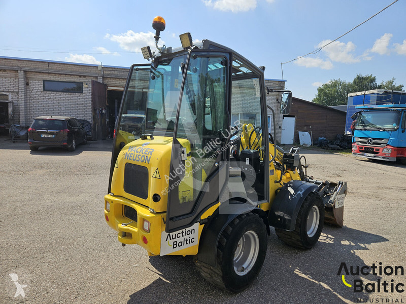 Навантажувач Wacker Neuson WL20